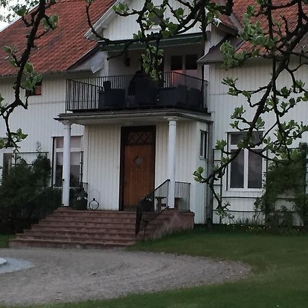 Ekeby I Bro Bed & Breakfast Exterior foto