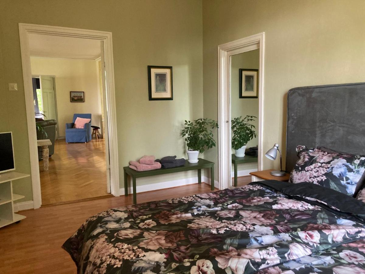 Ekeby I Bro Bed & Breakfast Exterior foto