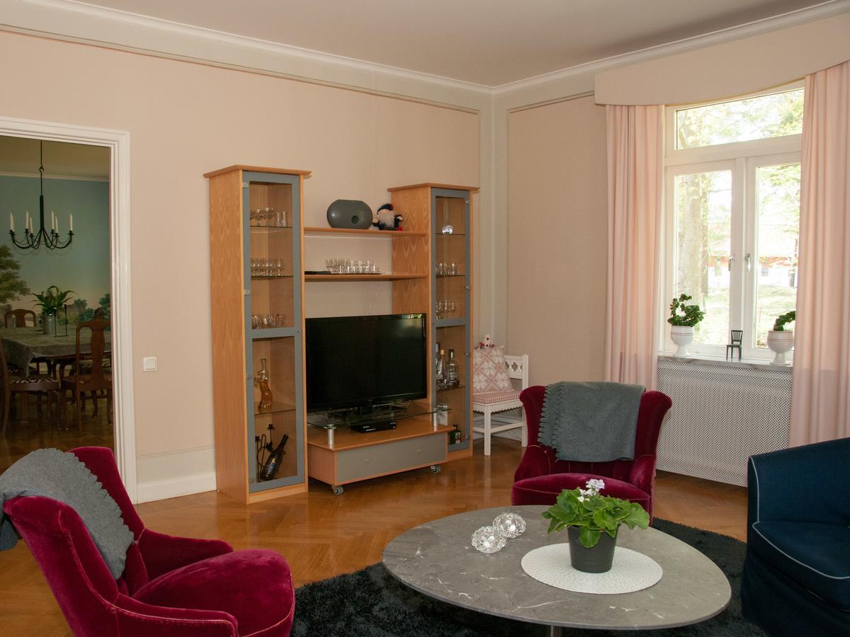 Ekeby I Bro Bed & Breakfast Exterior foto