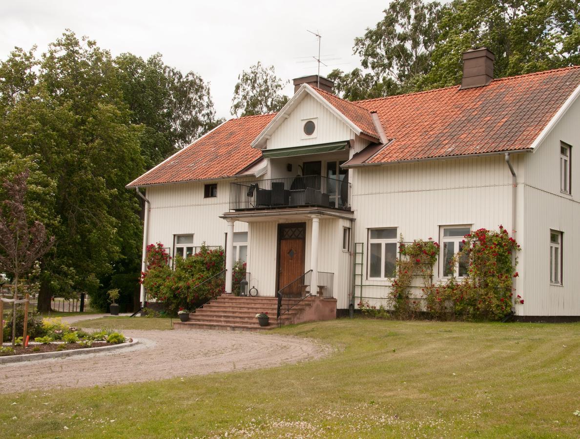 Ekeby I Bro Bed & Breakfast Exterior foto