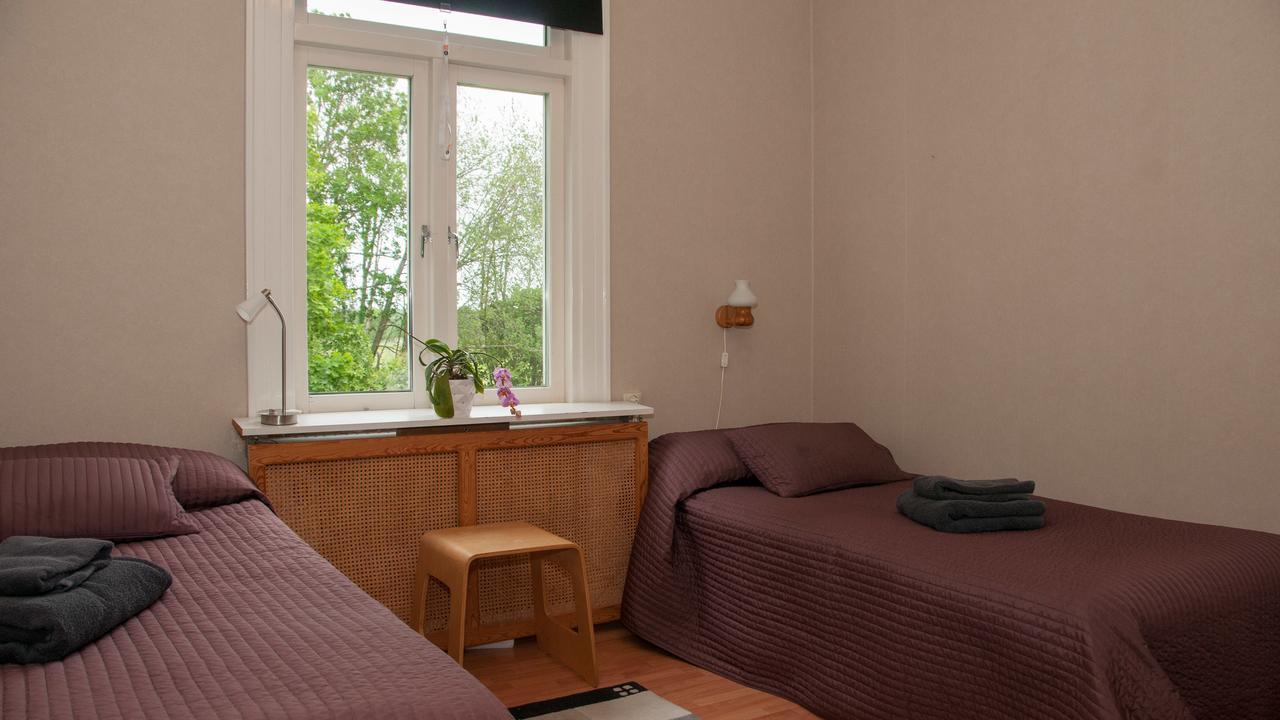 Ekeby I Bro Bed & Breakfast Exterior foto